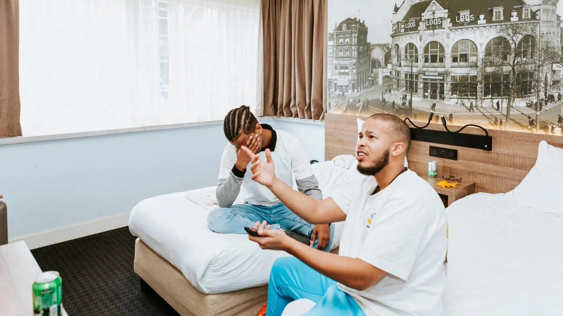 Rotterdam Teleport Hotel